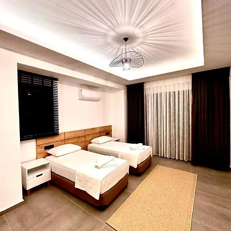 Senigus Hotel